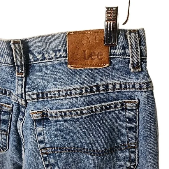 Lee WomensJeans Riveted Medium Wash Denim Classic Fit Straight Leg 13 Petite - Picture 4 of 6